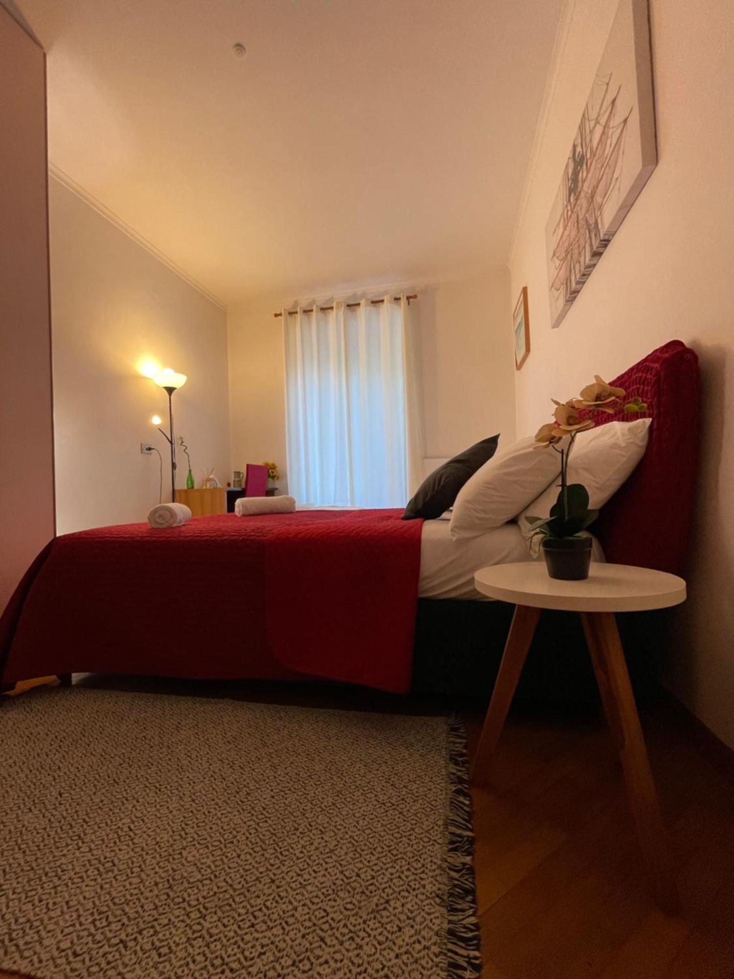 Holiday Colosseum Rome Bed and Breakfast Esterno foto